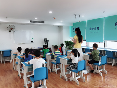 蒙格教育咨詢 點亮學習之路，成就未來可能